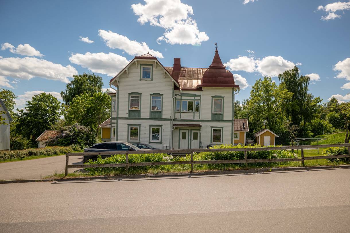 Loringavägen 8A