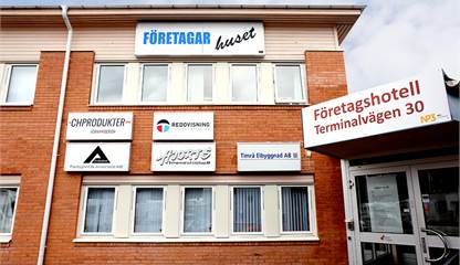Entré 2 Terminalvägen 30