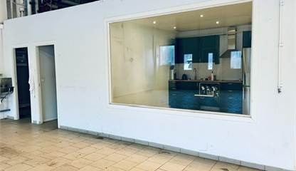 Landsvägen 11 A-D, Landsvägen 19