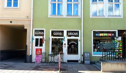 Västra Stationsgatan 8