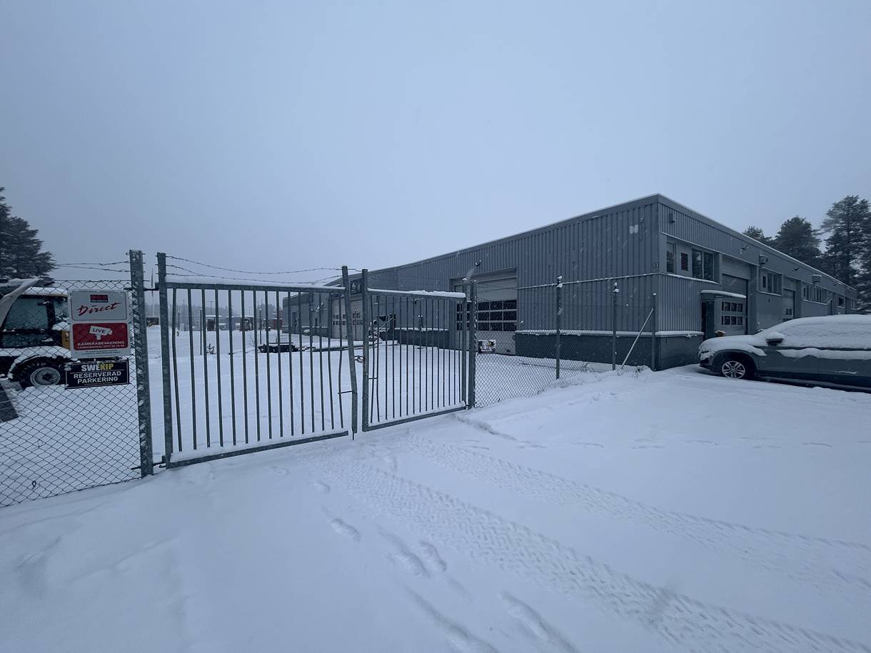 Kronoskogsvägen 8-10, Västerslätt