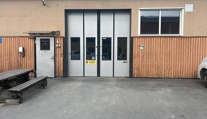 Port och entré Maskinvägen 16