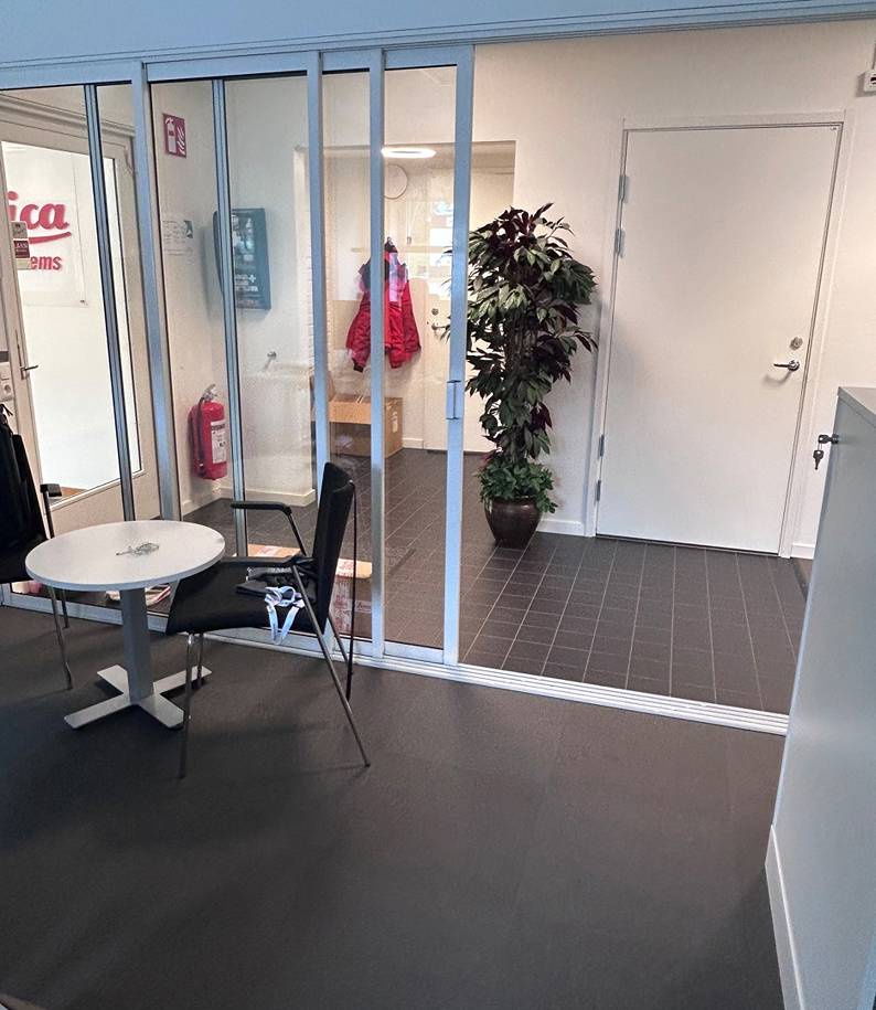 Hallvägen 1