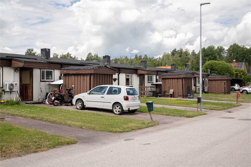Harakers byv 9-15 & Prästgård, Västerås