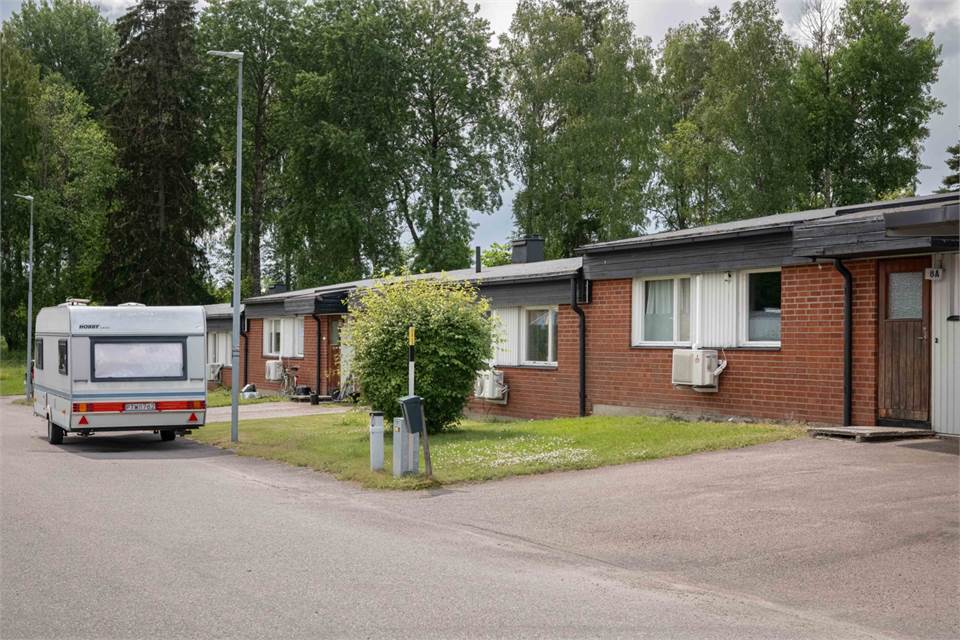 Harakers byv 9-15 & Prästgård, Västerås