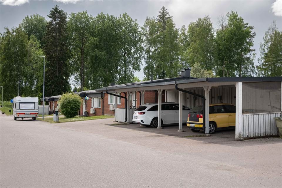Harakers byv 9-15 & Prästgård, Västerås