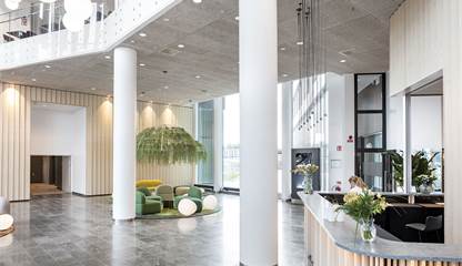 Lobby och reception Office One Stora kontoret - Tornvägen 17A