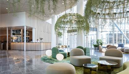 Lobby och reception Office One Stora kontoret - Tornvägen 17A