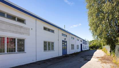 Djupdalsvägen 27
