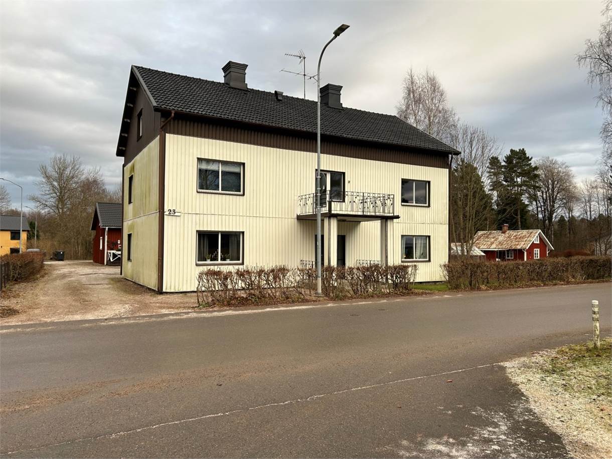 Kindsvägen 23 A-B, Svenljunga