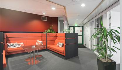 Entré och Lounge Traktorvägen 11