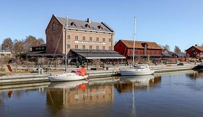 Östra Skeppsbron 1