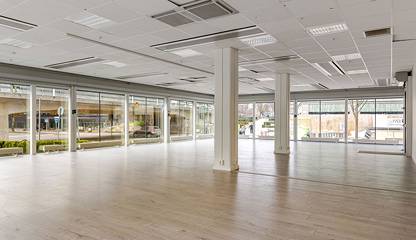 Arne Beurlings Torg 7A-9C