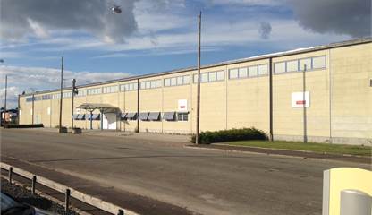 Lagerfasad mot Ågatan Lundavägen 142