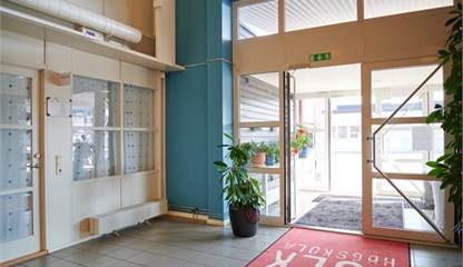 Västra Hindbyvägen 14