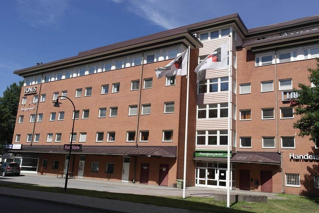 Aniaraplatsen 4-6, Sollentuna Centrum