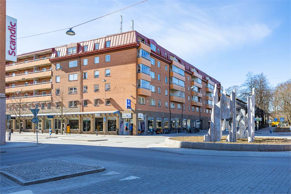 Fasad mot N Strandgatan / Ö Torggatan / Herrgårdsgatan
