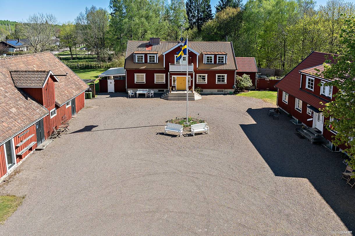 Sjökaptensvägen 2, Åsljunga