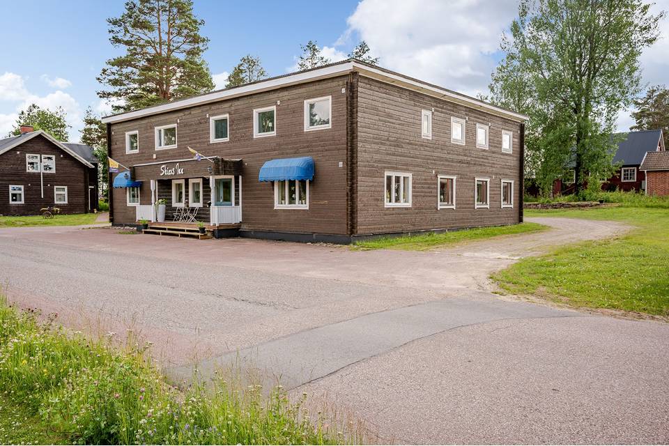 Limedsforsen 139 &141 (Skiers, Lima