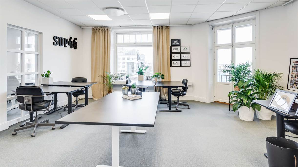 Järnvägsgatan 7, Centrum