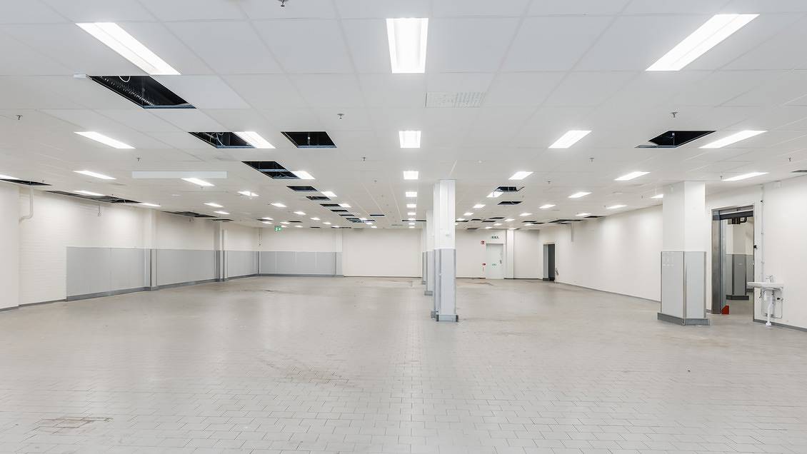 STATTENA CENTRUM 9, Centrum