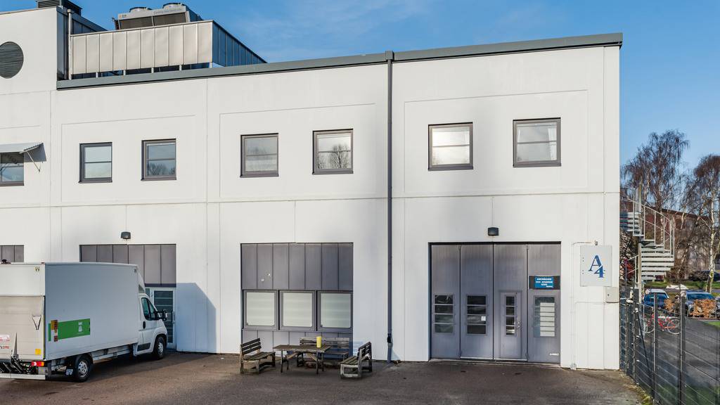 La Cours gata 6, Södra