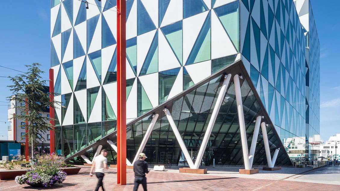 Redaregatan 48, Centrum