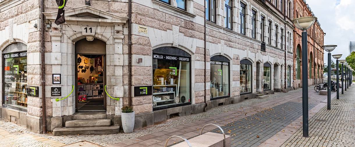 Drottninggatan 11, Centrum