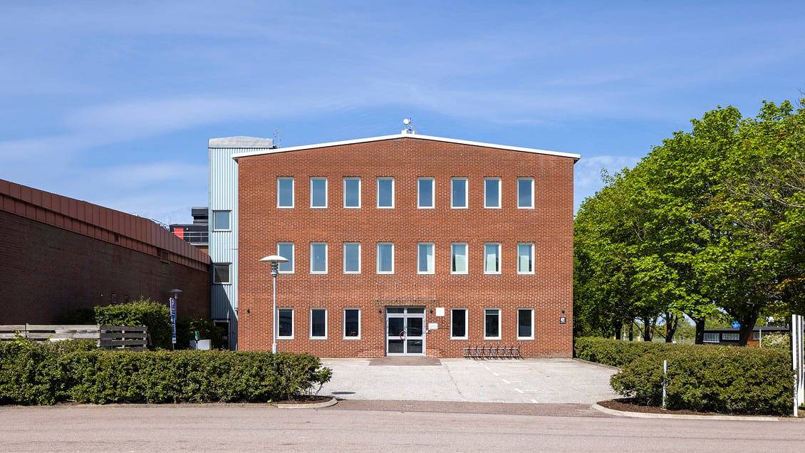 Annedalsvägen 9, Väster