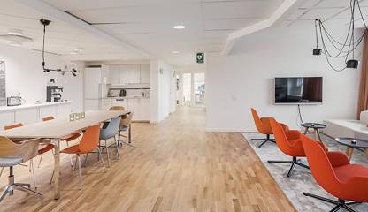 Lounge/matplats Garnisonsgatan 25A