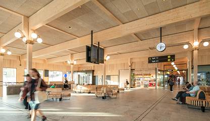 Inne i stationshuset Stationsgatan 1