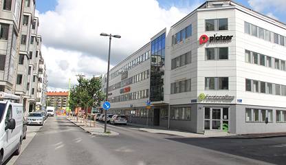 Högt upp i huset på våning 3 finns den här lokalen Anders Personsgatan 16