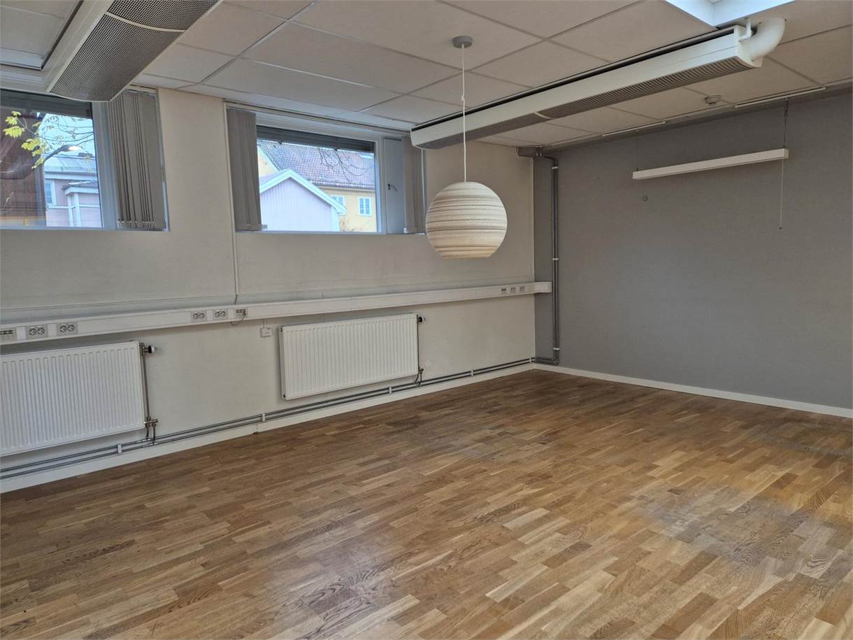 Engelbrektsgatan 25, Centrum