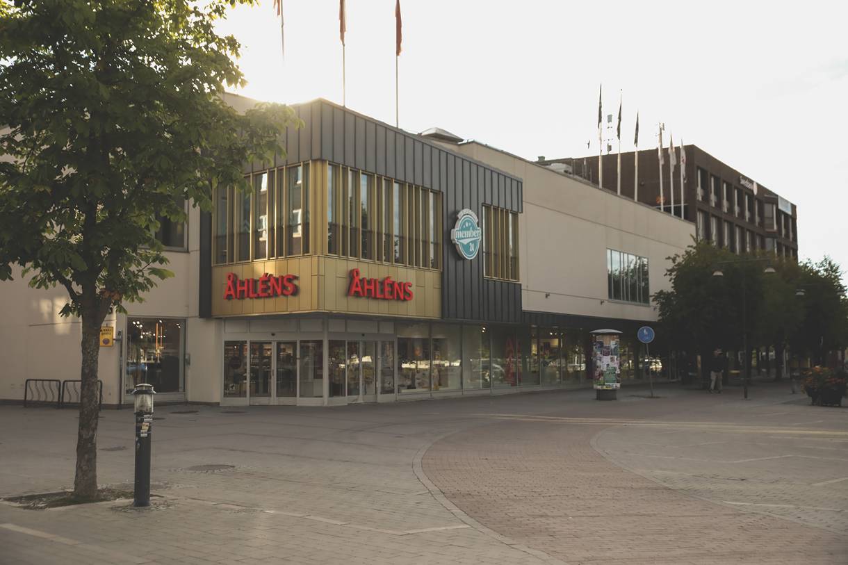 Holmgatan 16, Centrum