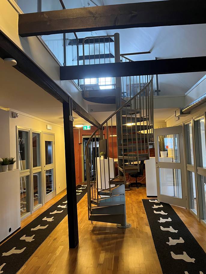 Sveagränd 1, Centrum