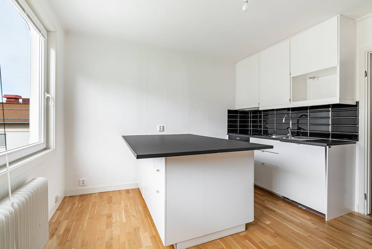 Överstan, Överstan