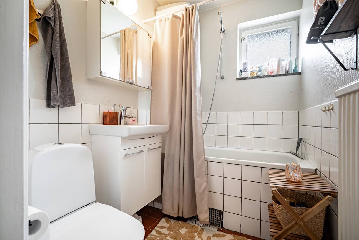 Överstan, Överstan