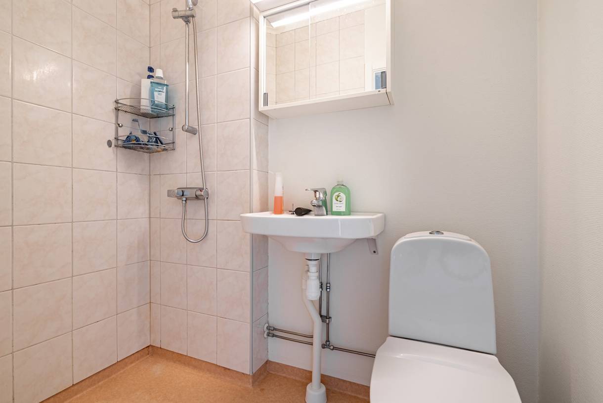 Överstan, Överstan