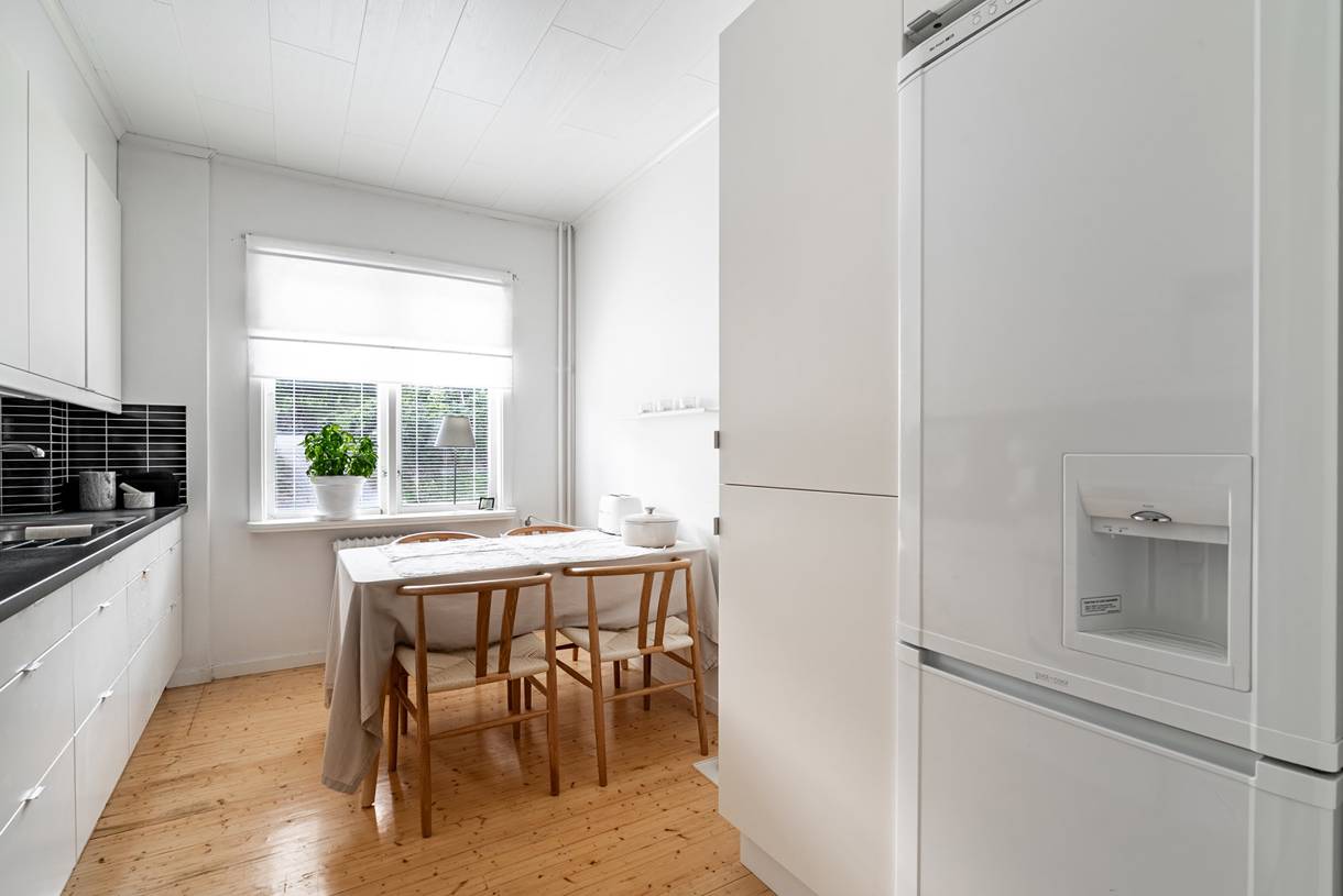 Överstan, Överstan