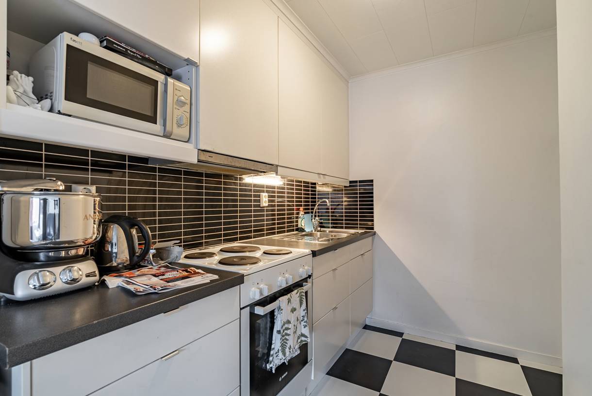 Överstan, Överstan