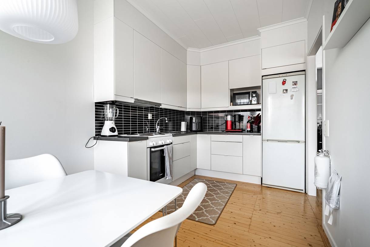 Överstan, Överstan