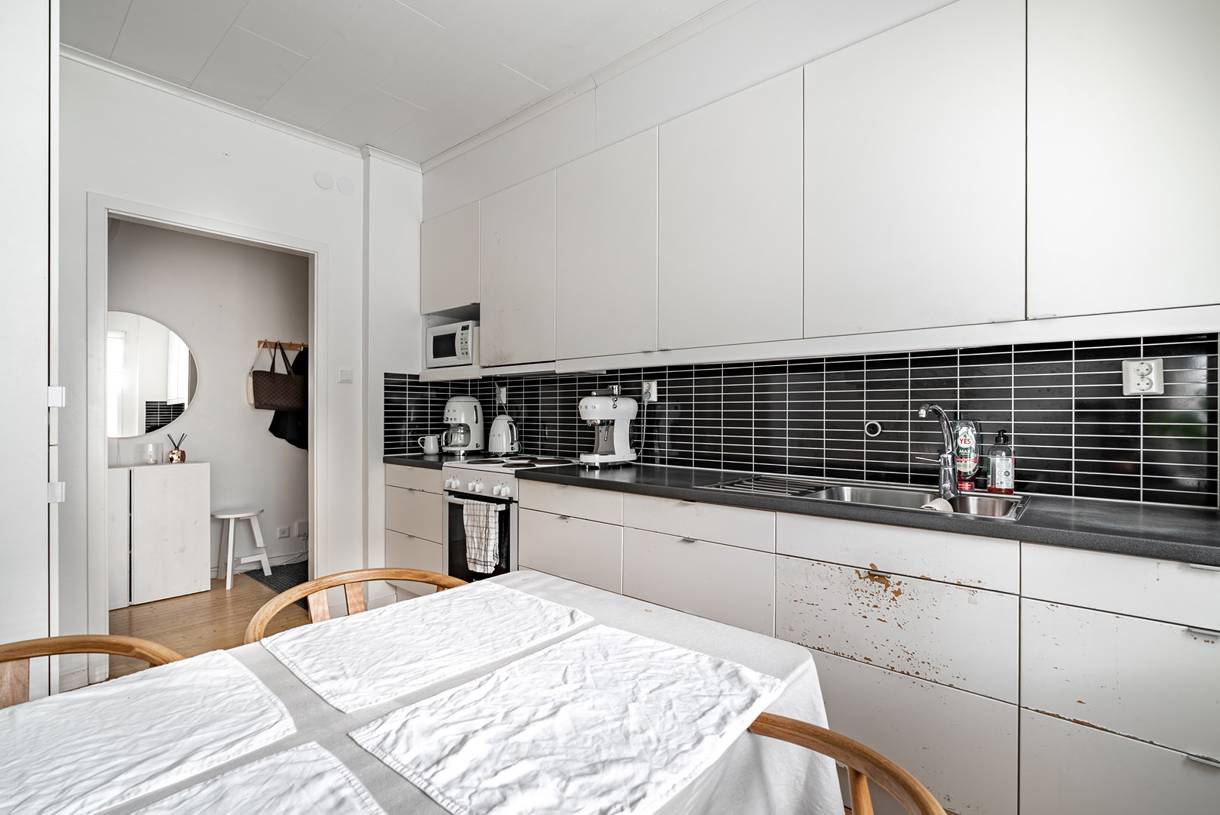 Överstan, Överstan