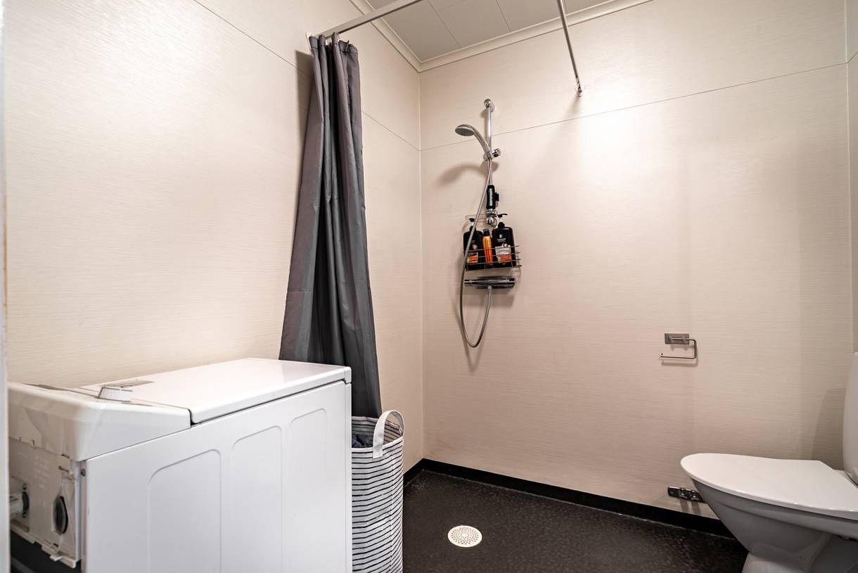 Överstan, Överstan