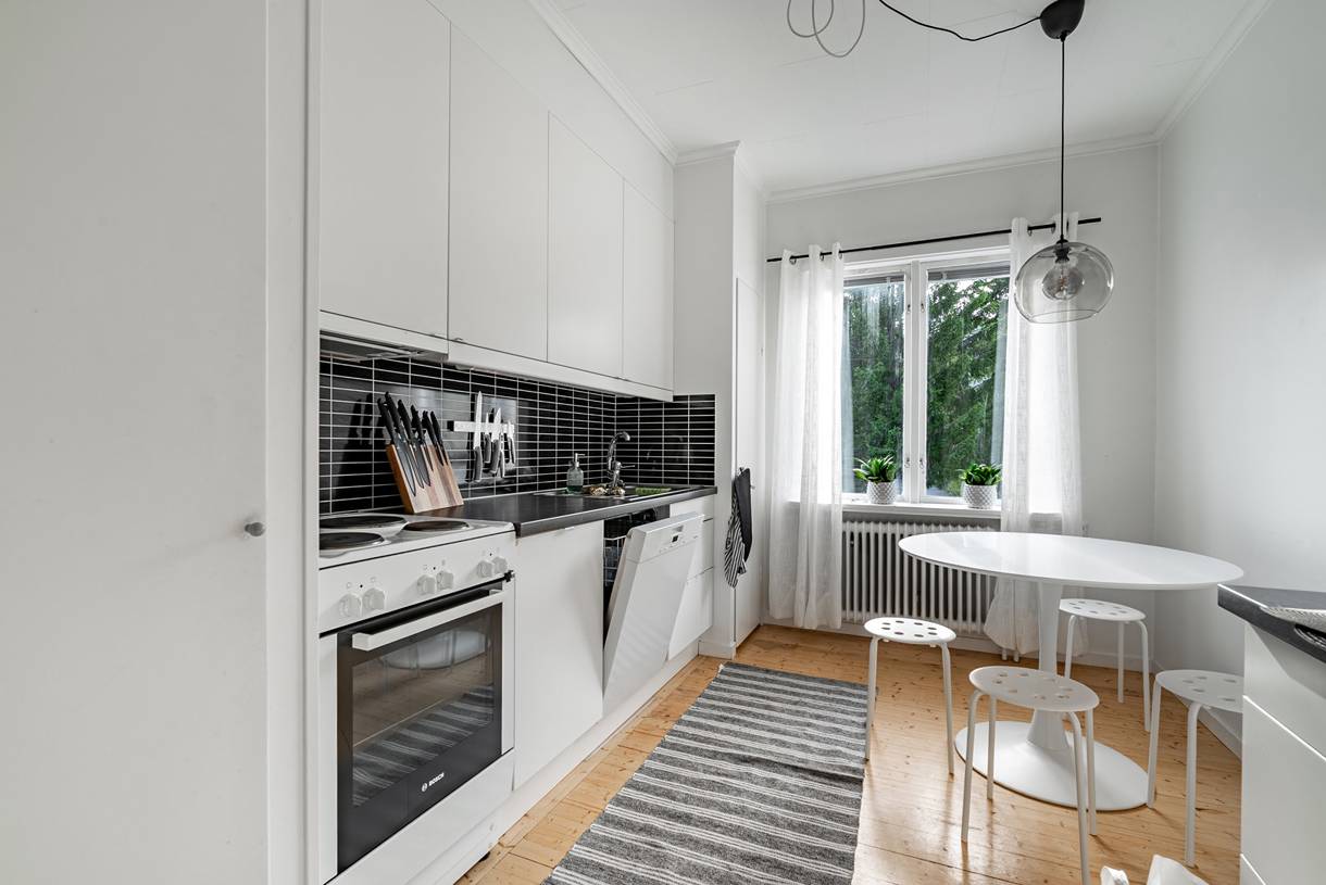 Överstan, Överstan