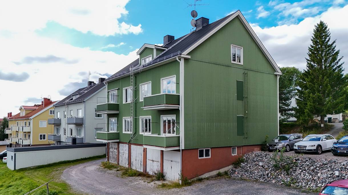 Överstan, Överstan