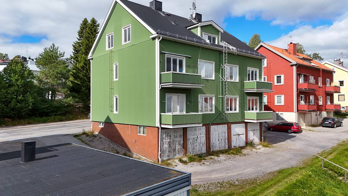 Överstan, Överstan