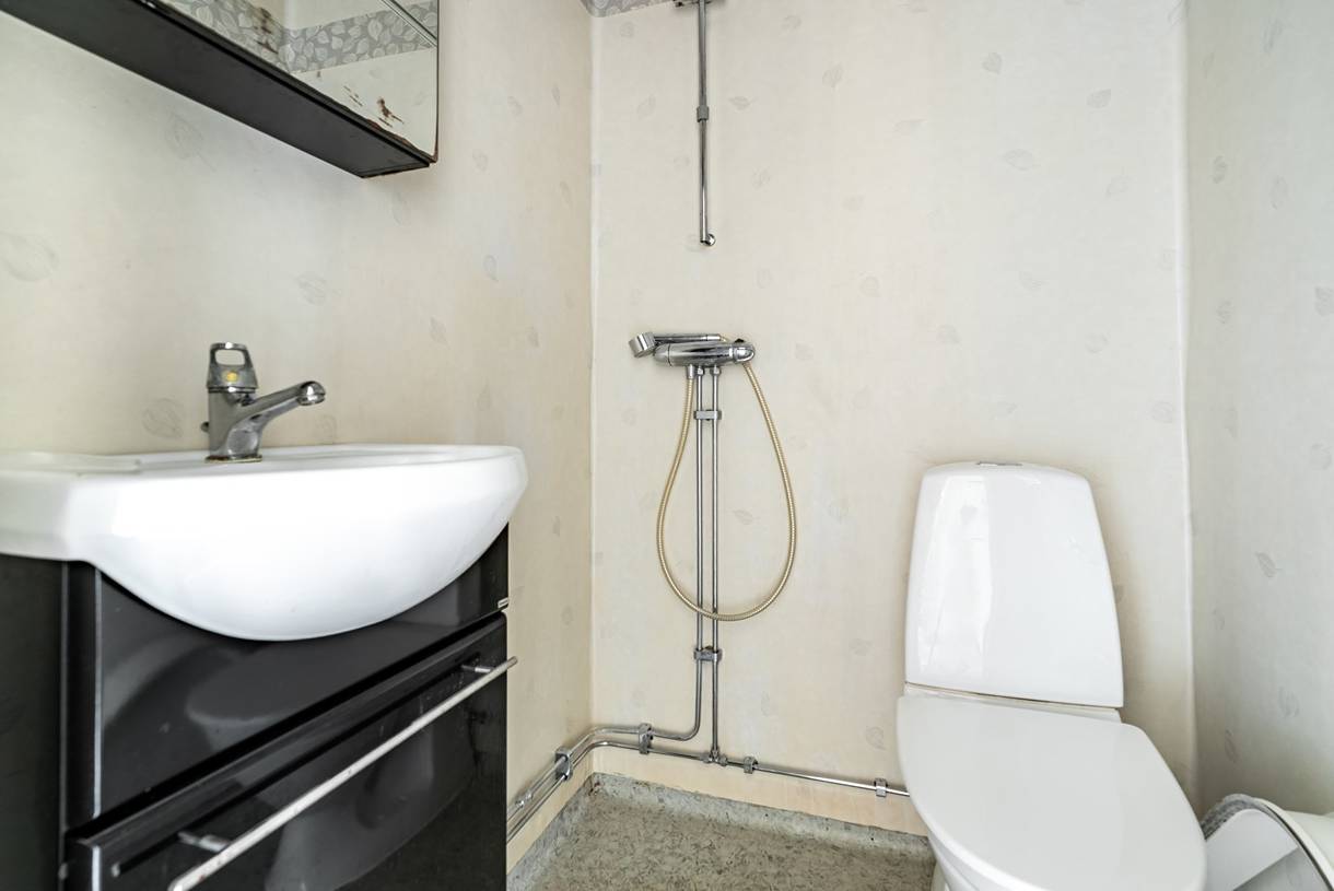 Överstan, Överstan