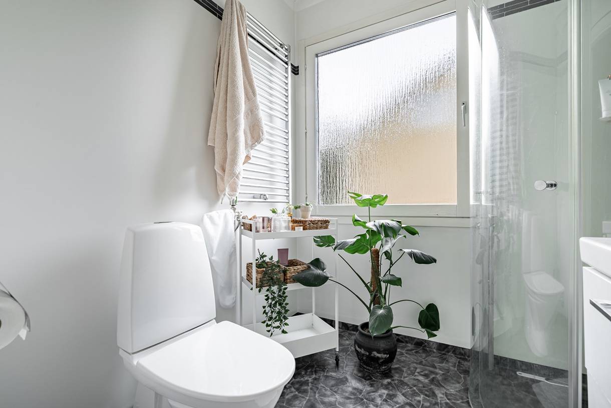 Överstan, Överstan