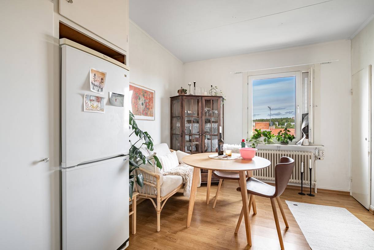 Överstan, Överstan