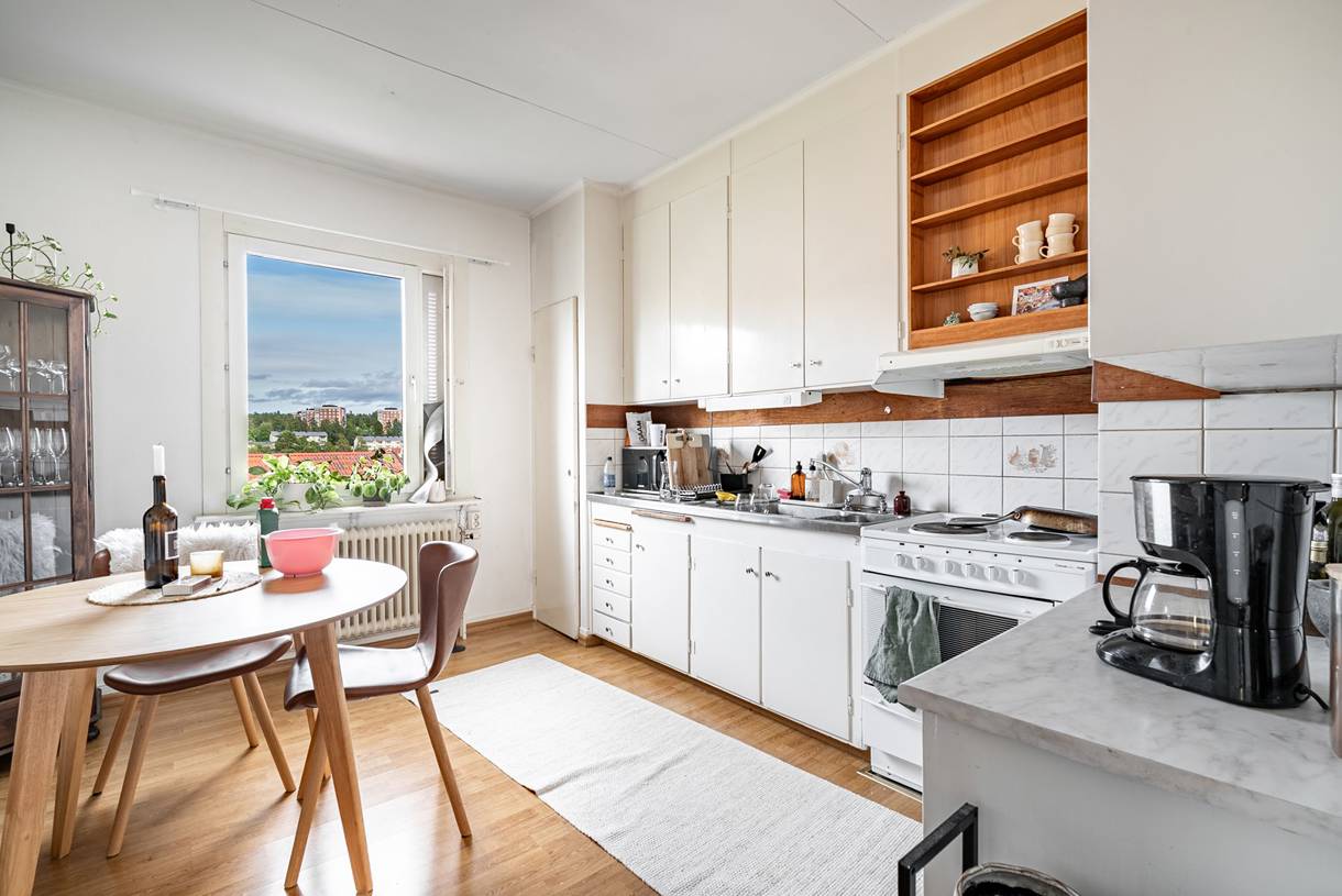 Överstan, Överstan